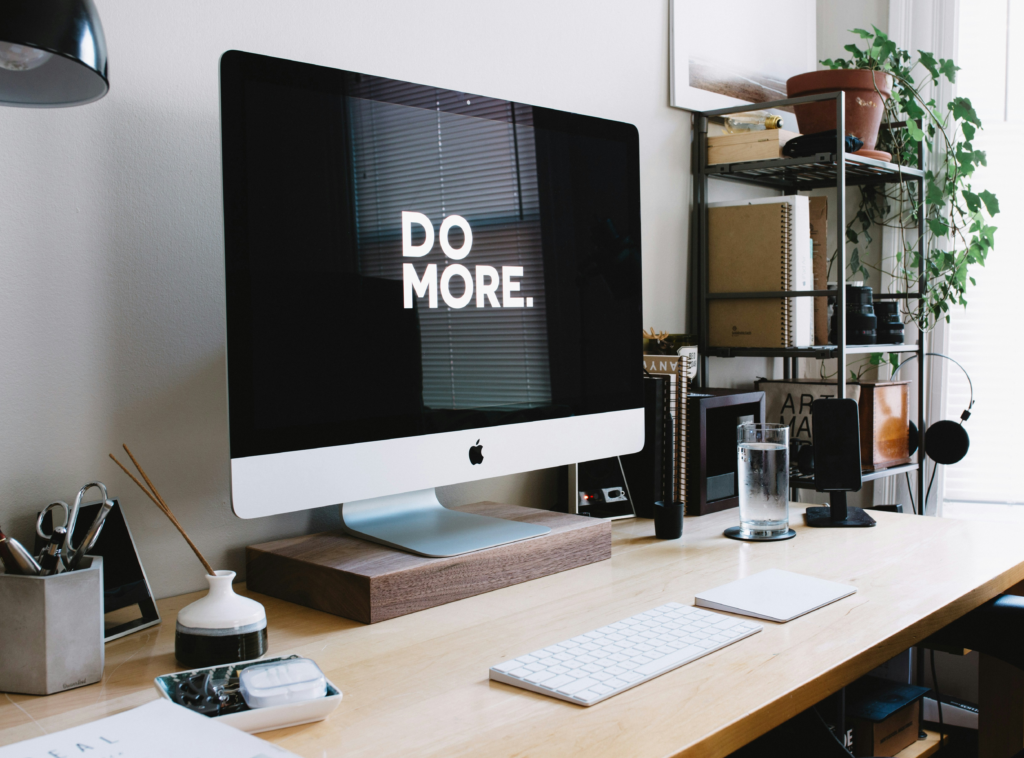 Ein Büro zum Wohlfühlen - Deine Sparringspartnerin - Maren Gutzmann - Foto von Carl Heyerdahl auf Unsplash